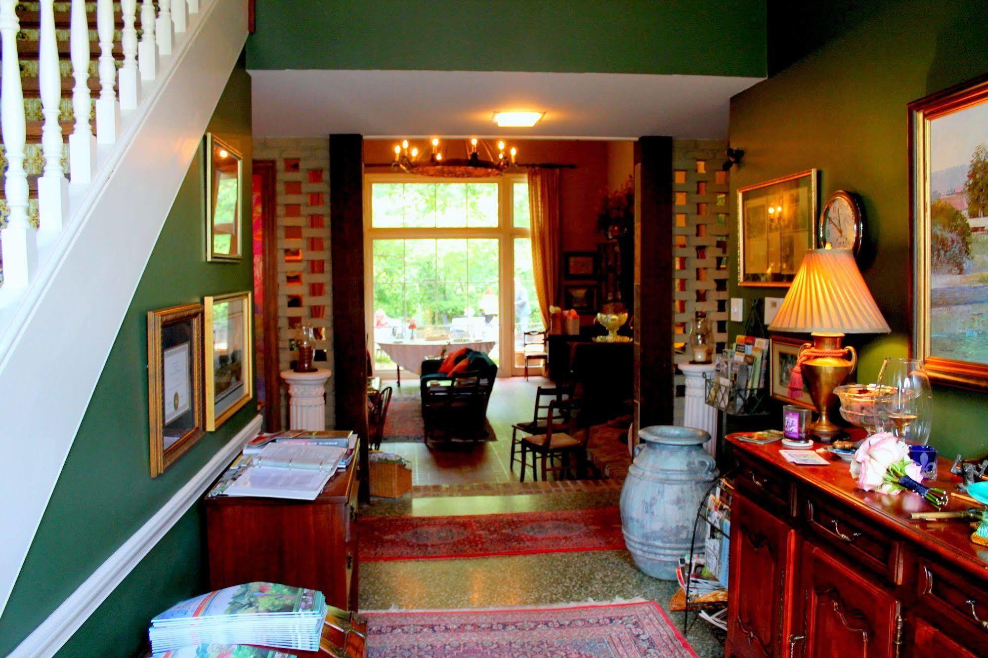 The Stockade Bed And Breakfast Батън Руж Екстериор снимка