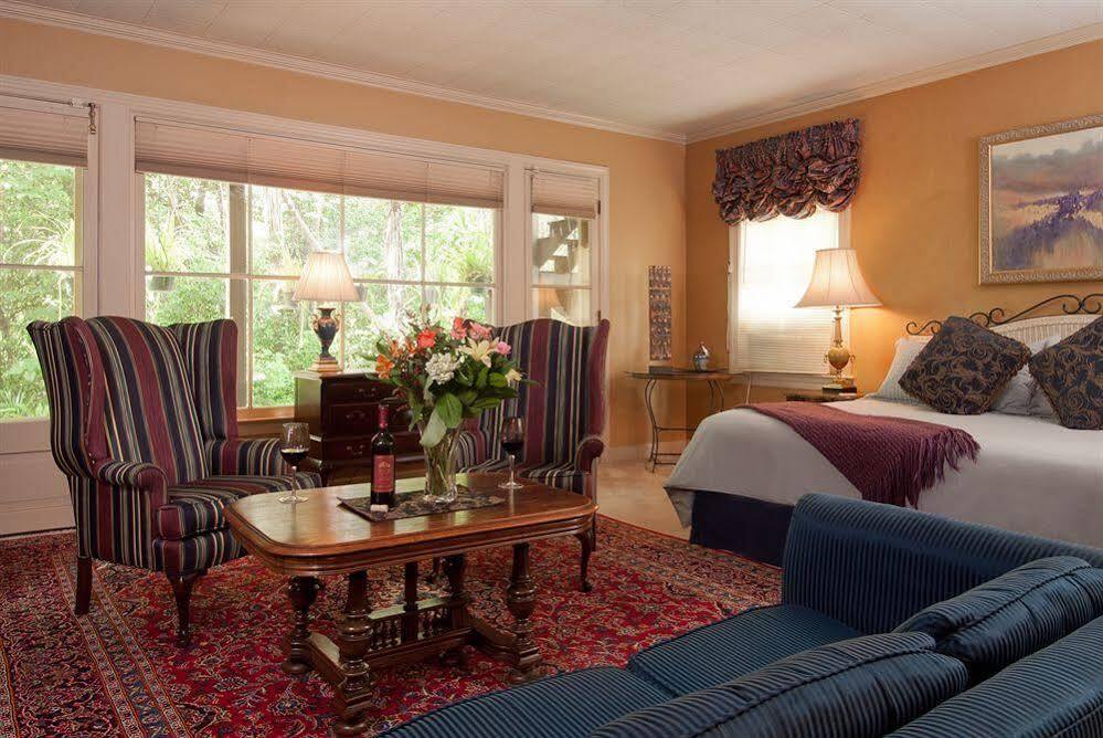 The Stockade Bed And Breakfast Батън Руж Екстериор снимка